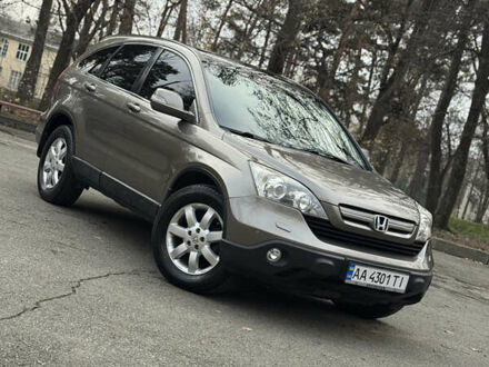 Серый Хонда СРВ, объемом двигателя 2.35 л и пробегом 200 тыс. км за 9999 $, фото 1 на Automoto.ua