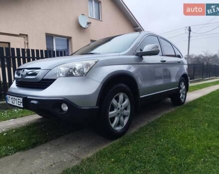 Серый Хонда СРВ, объемом двигателя 2.2 л и пробегом 215 тыс. км за 10600 $, фото 1 на Automoto.ua