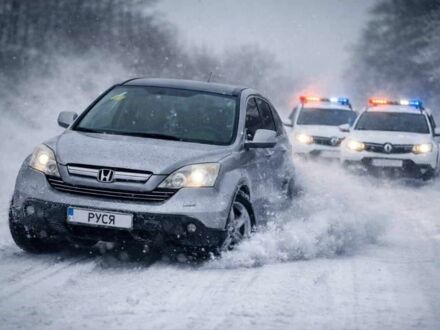 Сірий Хонда СРВ, об'ємом двигуна 2.4 л та пробігом 360 тис. км за 10000 $, фото 1 на Automoto.ua