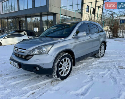 Серый Хонда СРВ, объемом двигателя 2.4 л и пробегом 253 тыс. км за 11300 $, фото 1 на Automoto.ua