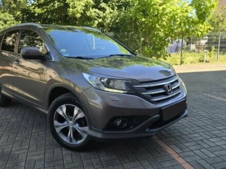 Хонда СРВ 2015 в Тернополе на Automoto.ua Серый Хонда СРВ, объемом двигателя 1.6 л и пробегом 123 тыс. км за 3800 $, фото 1 на Automoto.ua