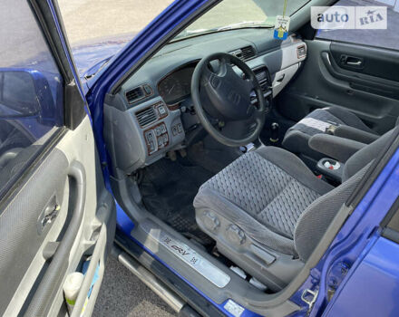 Синий Хонда СРВ, объемом двигателя 2 л и пробегом 250 тыс. км за 4800 $, фото 4 на Automoto.ua