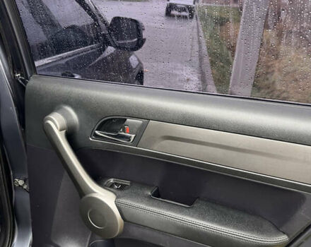 Синий Хонда СРВ, объемом двигателя 2 л и пробегом 247 тыс. км за 7850 $, фото 12 на Automoto.ua