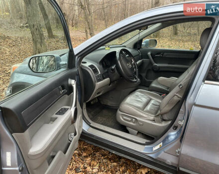 Синий Хонда СРВ, объемом двигателя 2.35 л и пробегом 318 тыс. км за 10200 $, фото 10 на Automoto.ua