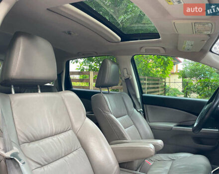 Хонда СРВ 2014 в Киеве на Automoto.ua Синий Хонда СРВ, объемом двигателя 2.4 л и пробегом 143 тыс. км за 16490 $, фото 33 на Automoto.ua