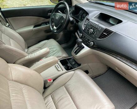 Хонда СРВ 2014 в Киеве на Automoto.ua Синий Хонда СРВ, объемом двигателя 2.4 л и пробегом 143 тыс. км за 16490 $, фото 34 на Automoto.ua