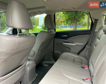 Хонда СРВ 2014 в Киеве на Automoto.ua Синий Хонда СРВ, объемом двигателя 2.4 л и пробегом 143 тыс. км за 16490 $, фото 14 на Automoto.ua