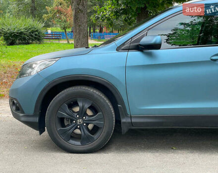 Хонда СРВ 2014 в Киеве на Automoto.ua Синий Хонда СРВ, объемом двигателя 2.4 л и пробегом 143 тыс. км за 16490 $, фото 9 на Automoto.ua