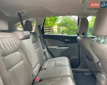 Хонда СРВ 2014 в Киеве на Automoto.ua Синий Хонда СРВ, объемом двигателя 2.4 л и пробегом 143 тыс. км за 16490 $, фото 30 на Automoto.ua