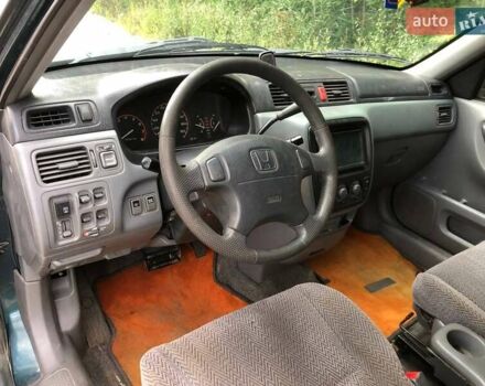 Зеленый Хонда СРВ, объемом двигателя 2 л и пробегом 220 тыс. км за 3800 $, фото 12 на Automoto.ua