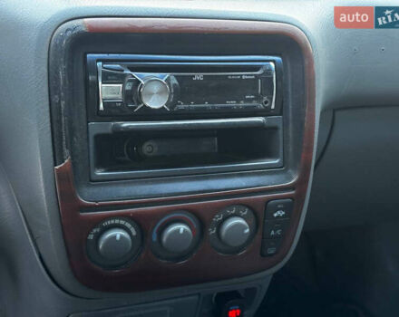 Зелений Хонда СРВ, об'ємом двигуна 2 л та пробігом 368 тис. км за 4000 $, фото 21 на Automoto.ua