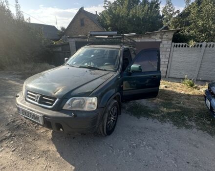 Зеленый Хонда СРВ, объемом двигателя 2 л и пробегом 399 тыс. км за 2000 $, фото 1 на Automoto.ua