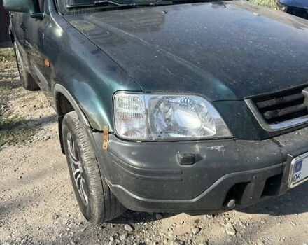 Зеленый Хонда СРВ, объемом двигателя 2 л и пробегом 399 тыс. км за 2000 $, фото 1 на Automoto.ua