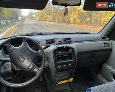 Зелений Хонда СРВ, об'ємом двигуна 1.97 л та пробігом 331 тис. км за 5300 $, фото 16 на Automoto.ua