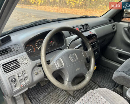 Зелений Хонда СРВ, об'ємом двигуна 1.97 л та пробігом 331 тис. км за 5300 $, фото 19 на Automoto.ua