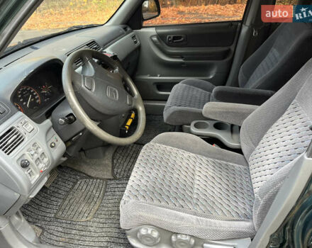 Зелений Хонда СРВ, об'ємом двигуна 1.97 л та пробігом 331 тис. км за 5300 $, фото 17 на Automoto.ua