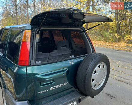 Зелений Хонда СРВ, об'ємом двигуна 1.97 л та пробігом 331 тис. км за 5300 $, фото 24 на Automoto.ua