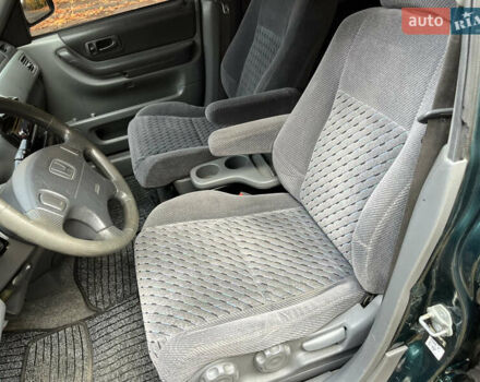 Зелений Хонда СРВ, об'ємом двигуна 1.97 л та пробігом 331 тис. км за 5300 $, фото 20 на Automoto.ua