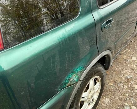 Зеленый Хонда СРВ, объемом двигателя 2 л и пробегом 205 тыс. км за 4300 $, фото 4 на Automoto.ua