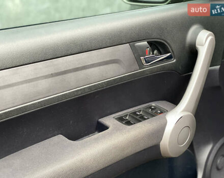 Зеленый Хонда СРВ, объемом двигателя 2 л и пробегом 275 тыс. км за 10490 $, фото 14 на Automoto.ua