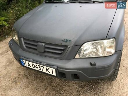 Зеленый Хонда СРВ, объемом двигателя 2 л и пробегом 220 тыс. км за 3800 $, фото 1 на Automoto.ua