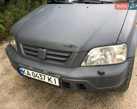 Зеленый Хонда СРВ, объемом двигателя 2 л и пробегом 220 тыс. км за 3800 $, фото 1 на Automoto.ua