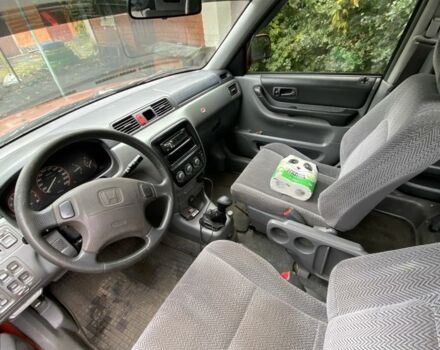 Помаранчевий Хонда СРВ, об'ємом двигуна 2 л та пробігом 300 тис. км за 3750 $, фото 6 на Automoto.ua