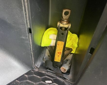 Синий Хонда ЦРЗ, объемом двигателя 0 л и пробегом 300 тыс. км за 3745 $, фото 21 на Automoto.ua