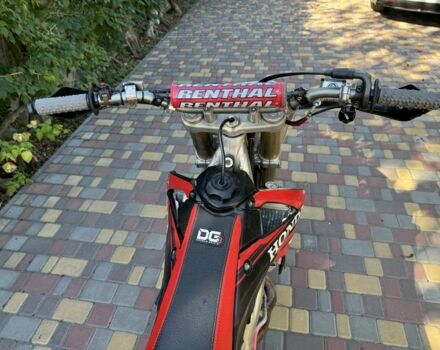 Хонда CRF 250, об'ємом двигуна 0.25 л та пробігом 0 тис. км за 2850 $, фото 7 на Automoto.ua