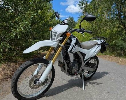 Белый Хонда CRF 250L, объемом двигателя 0.25 л и пробегом 33 тыс. км за 4300 $, фото 1 на Automoto.ua