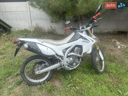 Хонда CRF 250L, объемом двигателя 0 л и пробегом 10 тыс. км за 4000 $, фото 1 на Automoto.ua