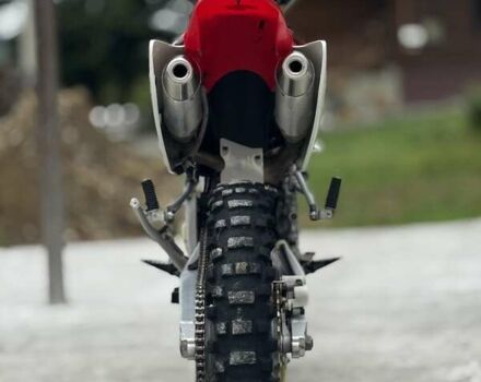 Червоний Хонда CRF 250R, об'ємом двигуна 0 л та пробігом 1 тис. км за 3200 $, фото 3 на Automoto.ua