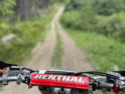 Червоний Хонда CRF 250R, об'ємом двигуна 0.25 л та пробігом 60 тис. км за 2650 $, фото 1 на Automoto.ua