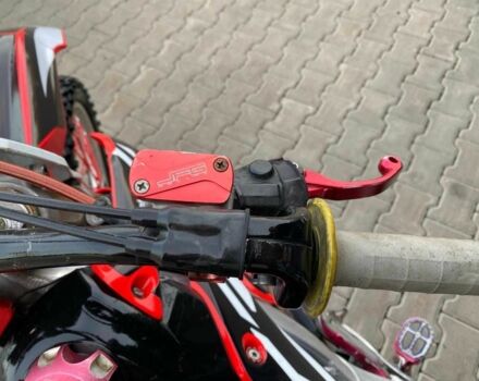 Хонда CRF 250R, об'ємом двигуна 0 л та пробігом 0 тис. км за 2800 $, фото 11 на Automoto.ua