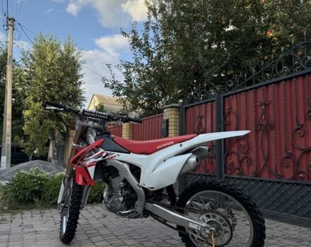 Хонда CRF 250R, объемом двигателя 0.25 л и пробегом 0 тыс. км за 4000 $, фото 7 на Automoto.ua