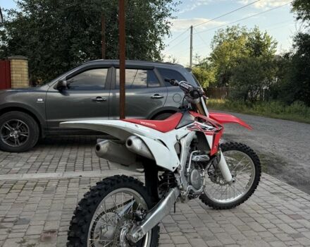 Хонда CRF 250R, объемом двигателя 0.25 л и пробегом 0 тыс. км за 4000 $, фото 5 на Automoto.ua
