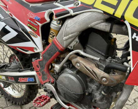 Хонда CRF 250R 2017 в Ужгороде на Automoto.ua Хонда CRF 250R, объемом двигателя 0.25 л и пробегом 1 тыс. км за 4000 $, фото 7 на Automoto.ua