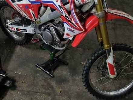 Хонда CRF 250R, об'ємом двигуна 0.25 л та пробігом 1 тис. км за 2500 $, фото 1 на Automoto.ua