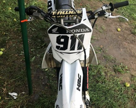 Белый Хонда CRF 450R, объемом двигателя 0.45 л и пробегом 318 тыс. км за 3500 $, фото 8 на Automoto.ua