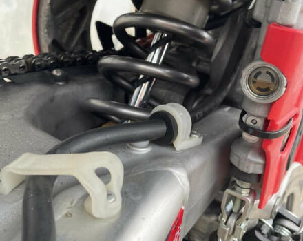 Хонда CRF 450R 2014 у Вышгороде на Automoto.ua Червоний Хонда CRF 450R, об'ємом двигуна 0.45 л та пробігом 160 тис. км за 5500 $, фото 10 на Automoto.ua