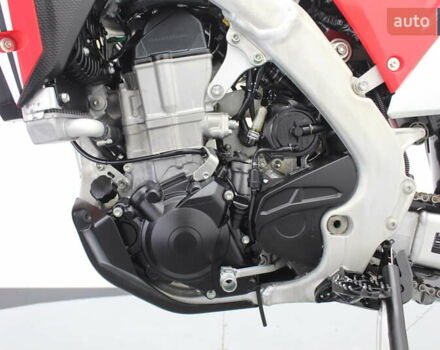 Красный Хонда CRF 450R, объемом двигателя 0.45 л и пробегом 3 тыс. км за 9200 $, фото 22 на Automoto.ua