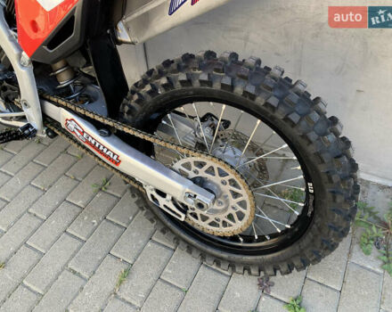Хонда CRF 450R, об'ємом двигуна 0 л та пробігом 1 тис. км за 7300 $, фото 7 на Automoto.ua