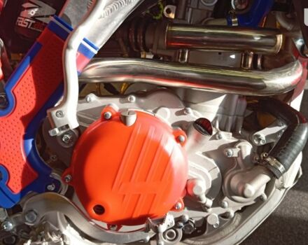 Хонда CRF 450R, об'ємом двигуна 0 л та пробігом 0 тис. км за 4000 $, фото 8 на Automoto.ua
