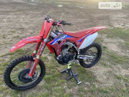 Хонда CRF 450R, объемом двигателя 0.49 л и пробегом 100 тыс. км за 5700 $, фото 1 на Automoto.ua