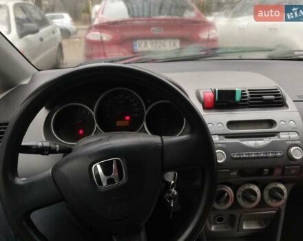Серый Хонда Сити, объемом двигателя 1.34 л и пробегом 122 тыс. км за 5600 $, фото 10 на Automoto.ua