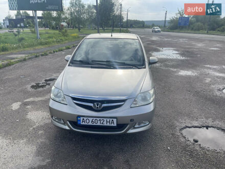 Хонда Сіті 2006 у Калуше на Automoto.ua Сірий Хонда Сіті, об'ємом двигуна 1.3 л та пробігом 167 тис. км за 4200 $, фото 1 на Automoto.ua