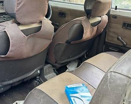 Білий Хонда Сівік Шатл, об'ємом двигуна 0 л та пробігом 300 тис. км за 834 $, фото 4 на Automoto.ua