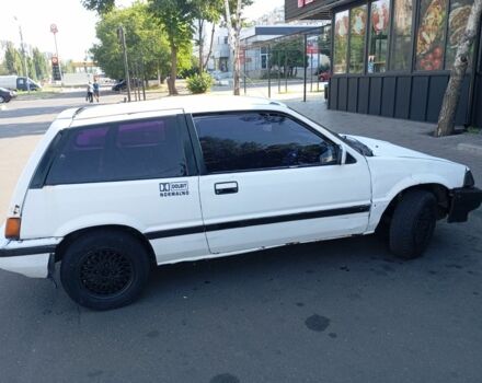 Белый Хонда Цивик, объемом двигателя 1.3 л и пробегом 100 тыс. км за 650 $, фото 2 на Automoto.ua