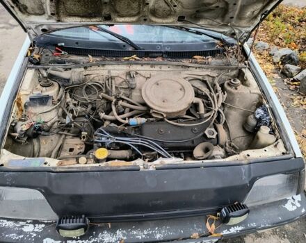 Белый Хонда Цивик, объемом двигателя 1.3 л и пробегом 300 тыс. км за 619 $, фото 5 на Automoto.ua