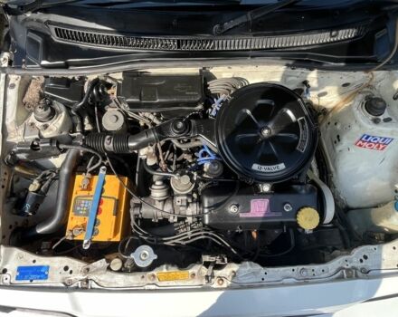 Белый Хонда Цивик, объемом двигателя 1.3 л и пробегом 413 тыс. км за 1050 $, фото 18 на Automoto.ua